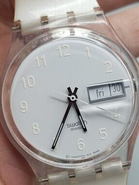 Swatch White Swiss Analog-Digital Day-Date Watch -NEW Battery Unisex Water Resis